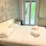 A Quattro Passi Da Affittacamere 4*