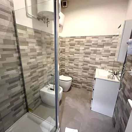 A Quattro Passi Da Πανσιόν 4*