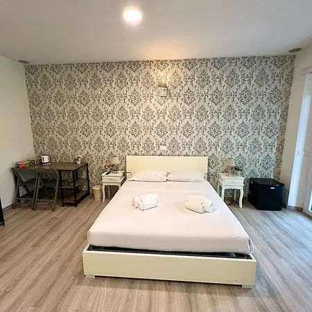 Πανσιόν A Quattro Passi Da 4*