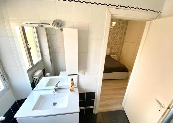 A Quattro Passi Da 4*