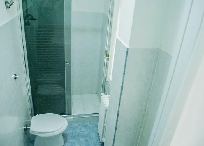 A Quattro Passi Da Konukevi Roma