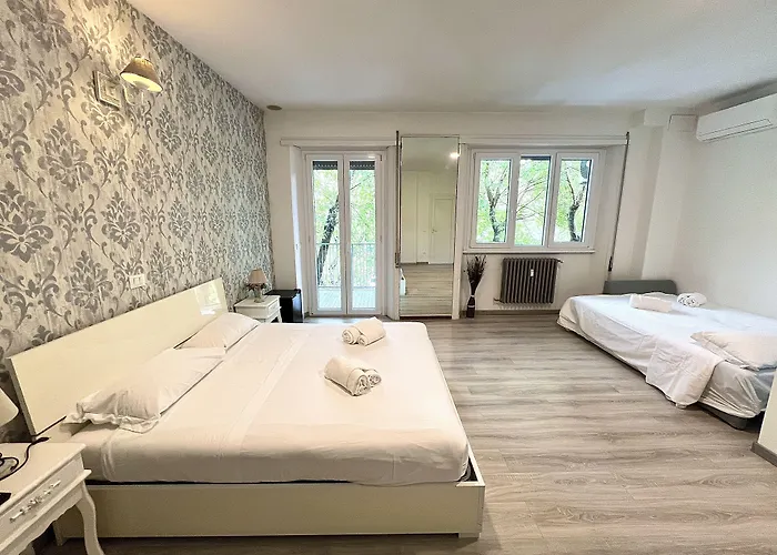 A Quattro Passi Da 4*