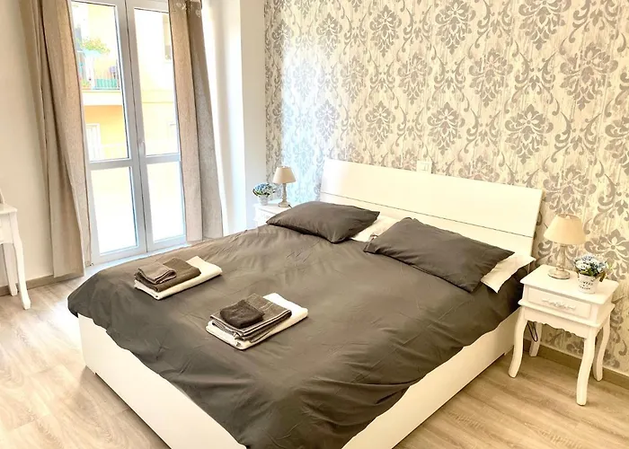 A Quattro Passi Da 4*